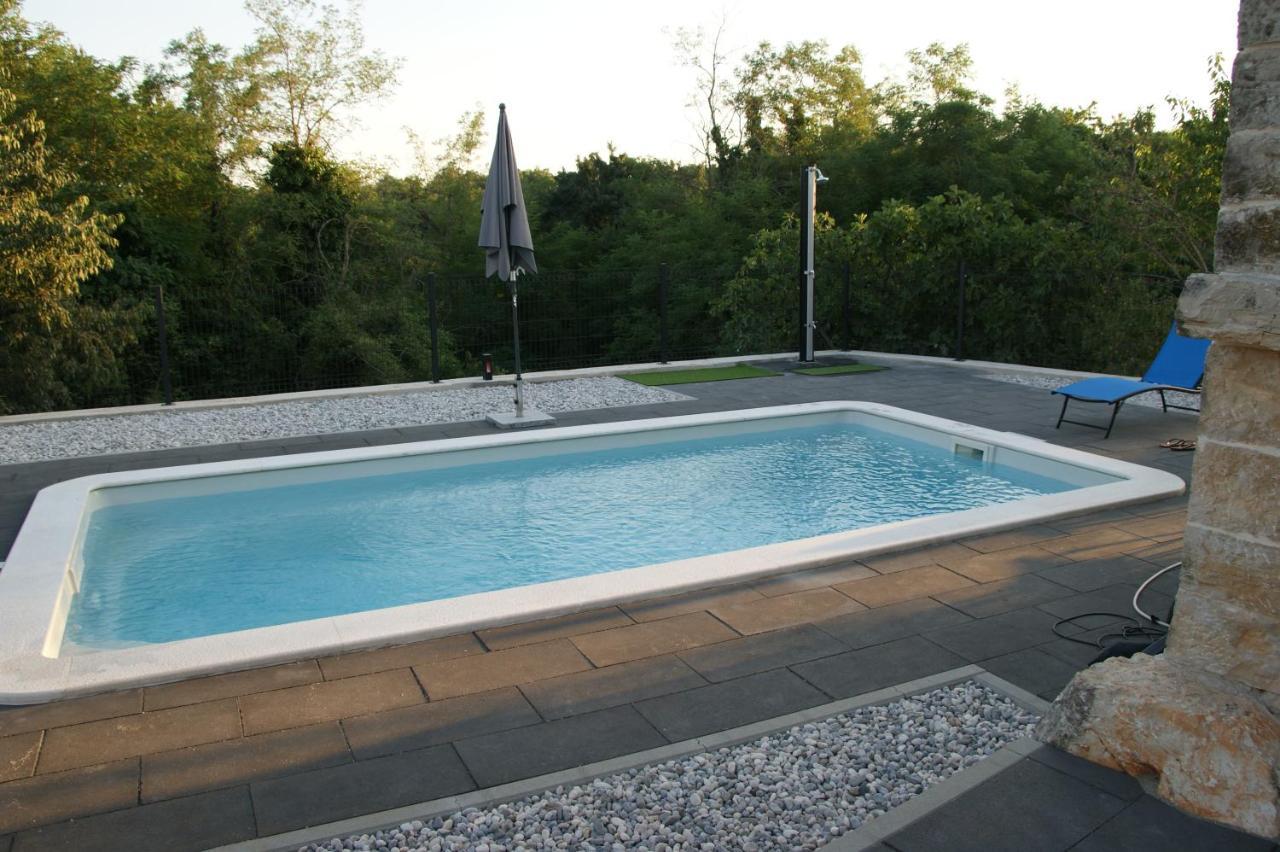 Villa Lita Pazin Luaran gambar